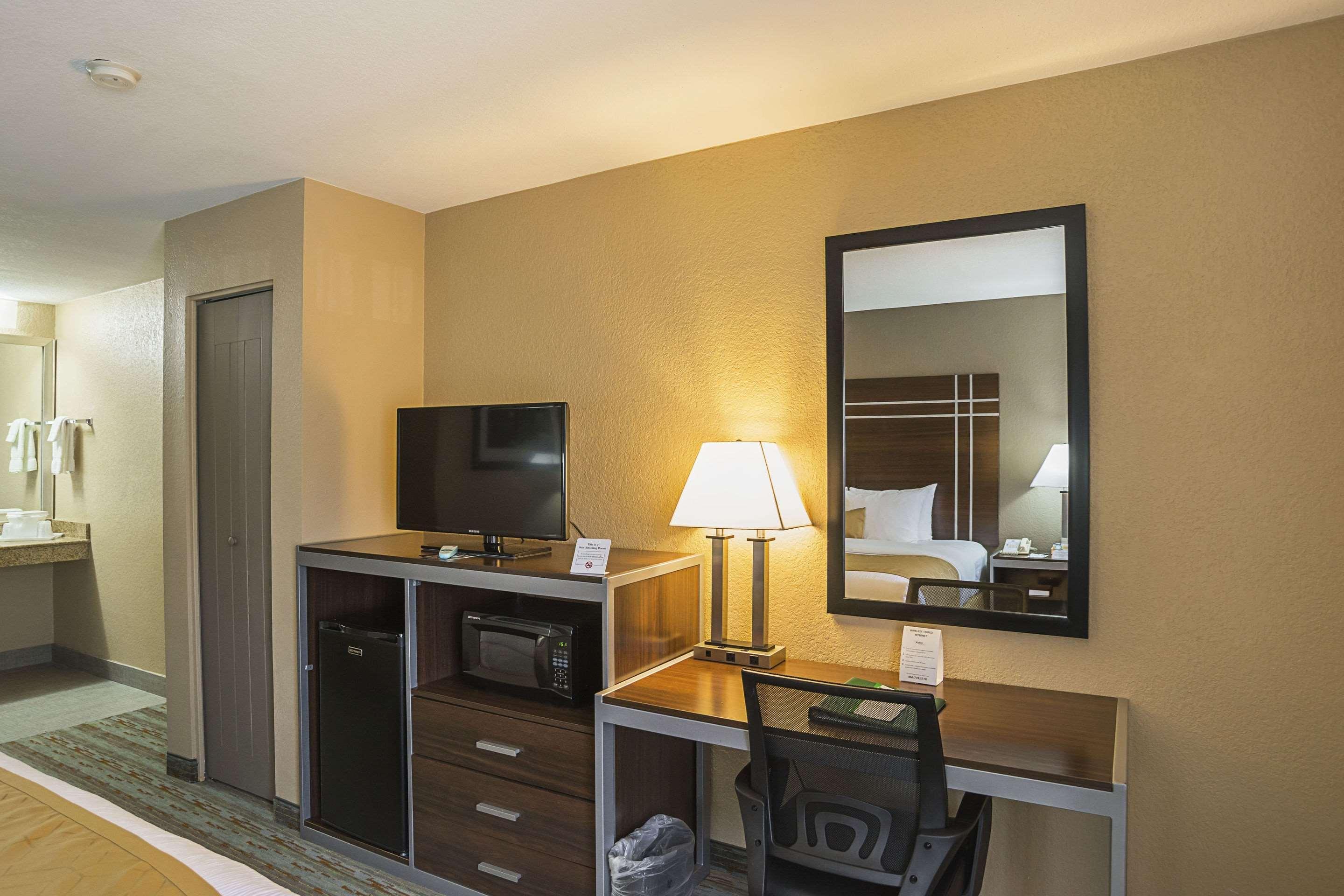 Quality Inn Phoenix North I-17 Zewnętrze zdjęcie