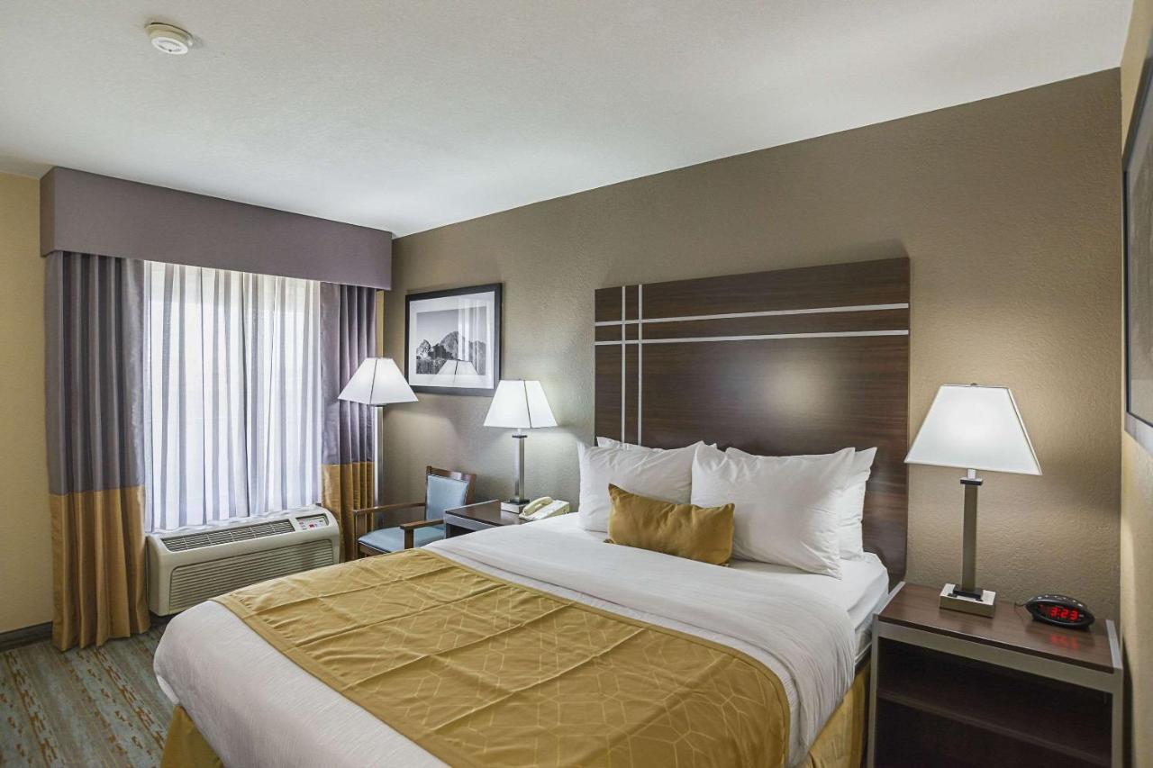 Quality Inn Phoenix North I-17 Zewnętrze zdjęcie